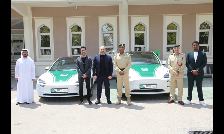 How to Use Dubai Police Smart Home Security While Travelling
